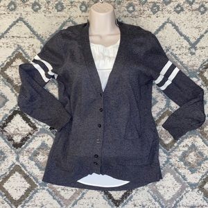 Kersh gray cardigan sz L buttons